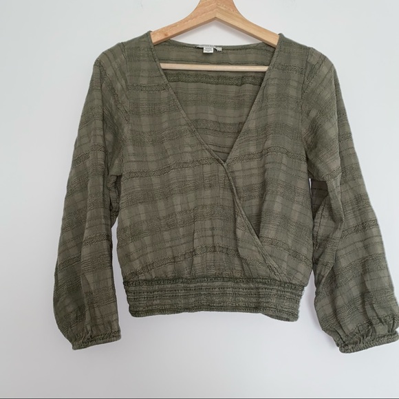 American Eagle Outfitters Tops - American Eagle Green Faux Wrap Cropped Long Sleeve Blouse Size Medium